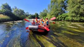  Spływ pontonowy rzeką B&oacute;br